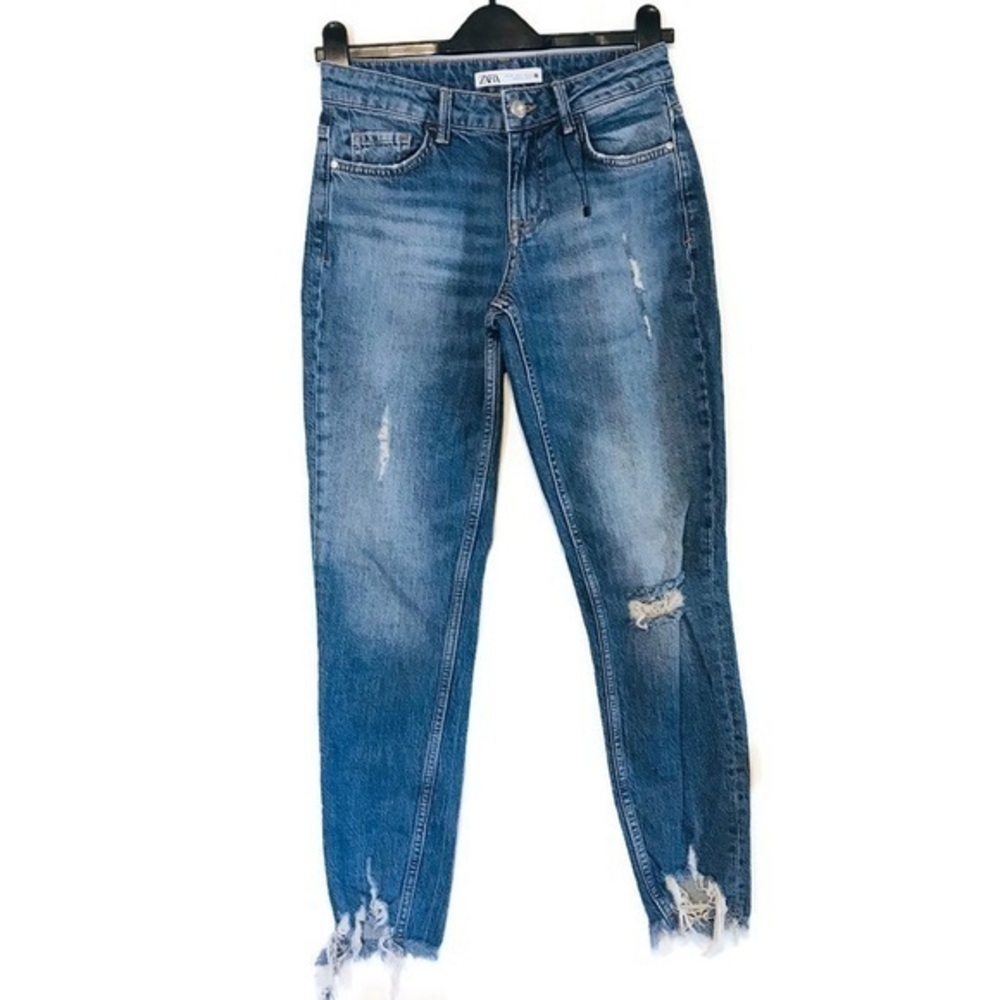 Zara Distressed Hugh Rise Relaxed Fit Mom Jeans Women’s Size 2 26 destructed